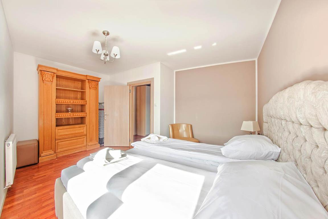 Apartamenty Everysky - Gorna 19A シクラルスカ・ポレンバ エクステリア 写真